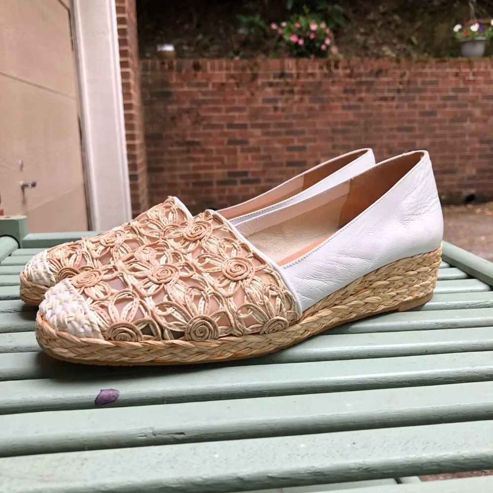 Stuart Weitzman  Cream White Leather/Straw Wedge - Picture 4 of 9